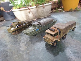 Joblot 1/72 WW2 Vehicles x3 US Sexton & DUKW GB CMP 15A Supply Truck Painted