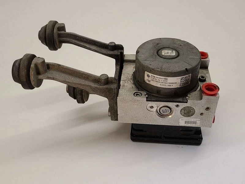 2018-2022 Chrysler 300 ABS Anti-Lock Brake Actuator Pump W/o Adaptive Cruise OEM - Image 3 of 4