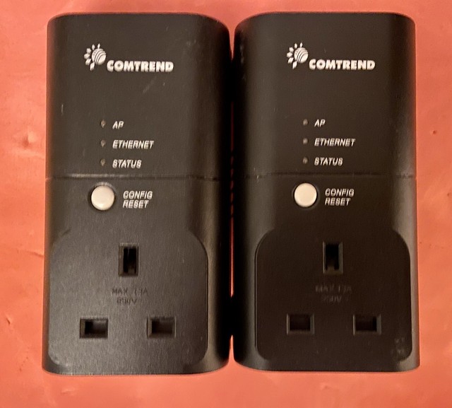 Comtrend 9020 Powerline Adapters 200mbps With Ethernet Cables For