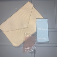 Glow On 5th Beauty Rose Gua Sha Facial Massage Beauty Tool  Free Bag NEW NIB