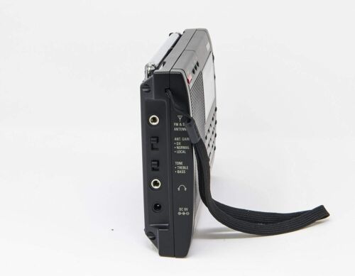 TECSUN PL-660 (Black) FM/LW/MW/SW/AIR Airband BCL Radio Small Japan - Picture 3 of 7