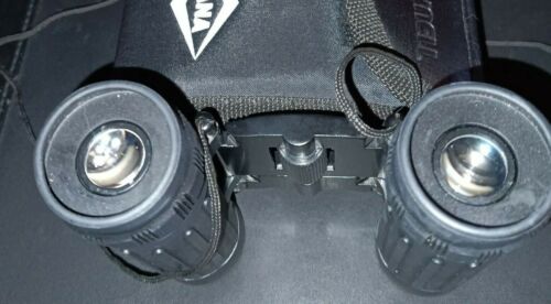 EXC Bushnell 8x21 Binoculars 378 ft @ 1000 yds w/Case- Adustable Focus-Tested - Picture 4 of 4