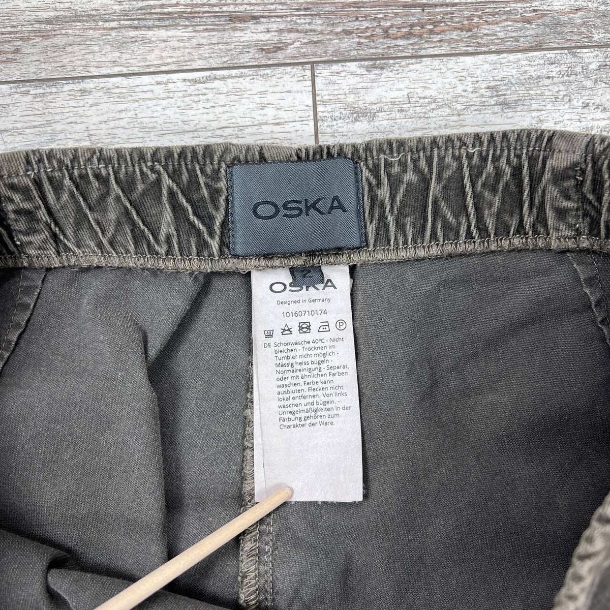 Oska Designer Corduroy Trousers Stretch Elastic Waist Green Size 2