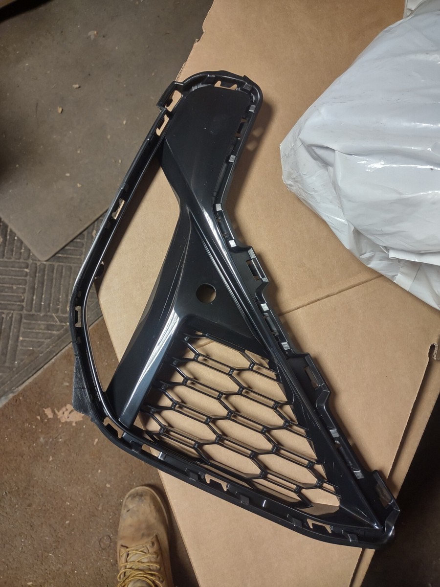 2023 BMW u11 X1 51115A5AEF6 Lower Grile | eBay