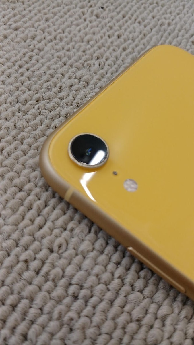 iphone xr 64gb yellow docomo simロック解除済み