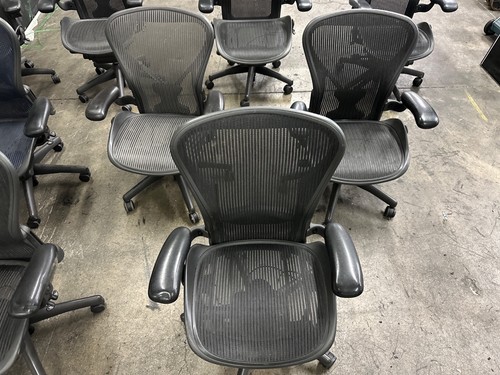 Lot of 12 Herman Miller Desk Chair - Local Pickup Only - Picture 3 of 7