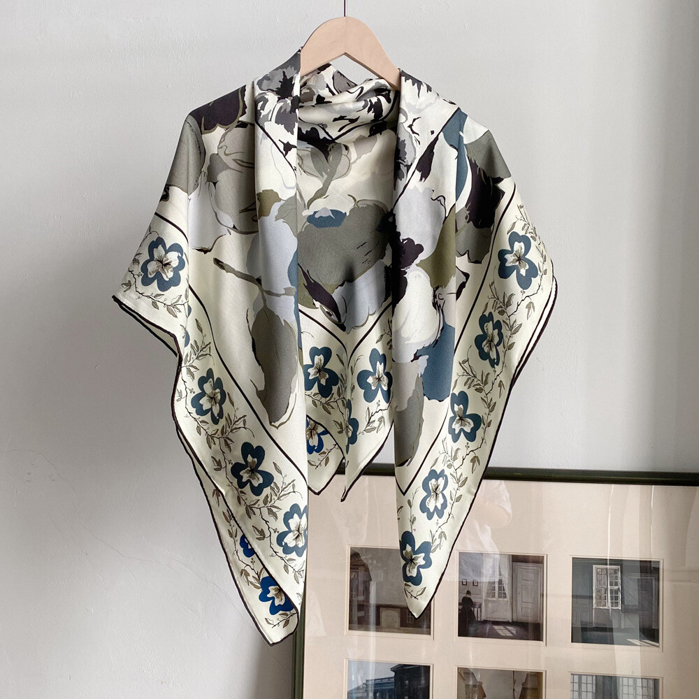 New Quality 100% Silk Hand Rolled Edges Printed Double Sided Shawl Scarf 43“/