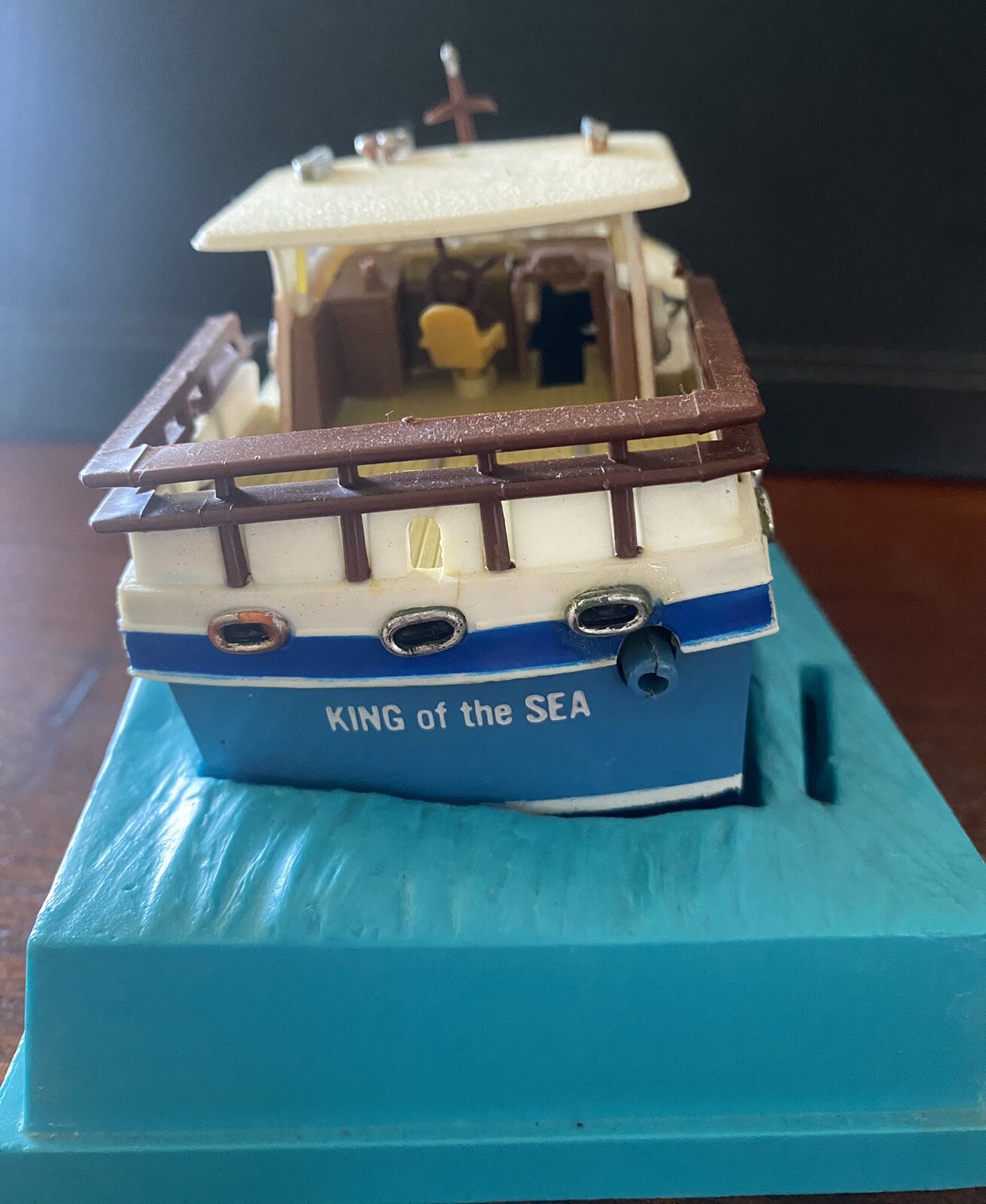 VINTAGE IDEAL BOATERIFIC KING OF THE SEA TOY BOAT 1966 in Display Case ...