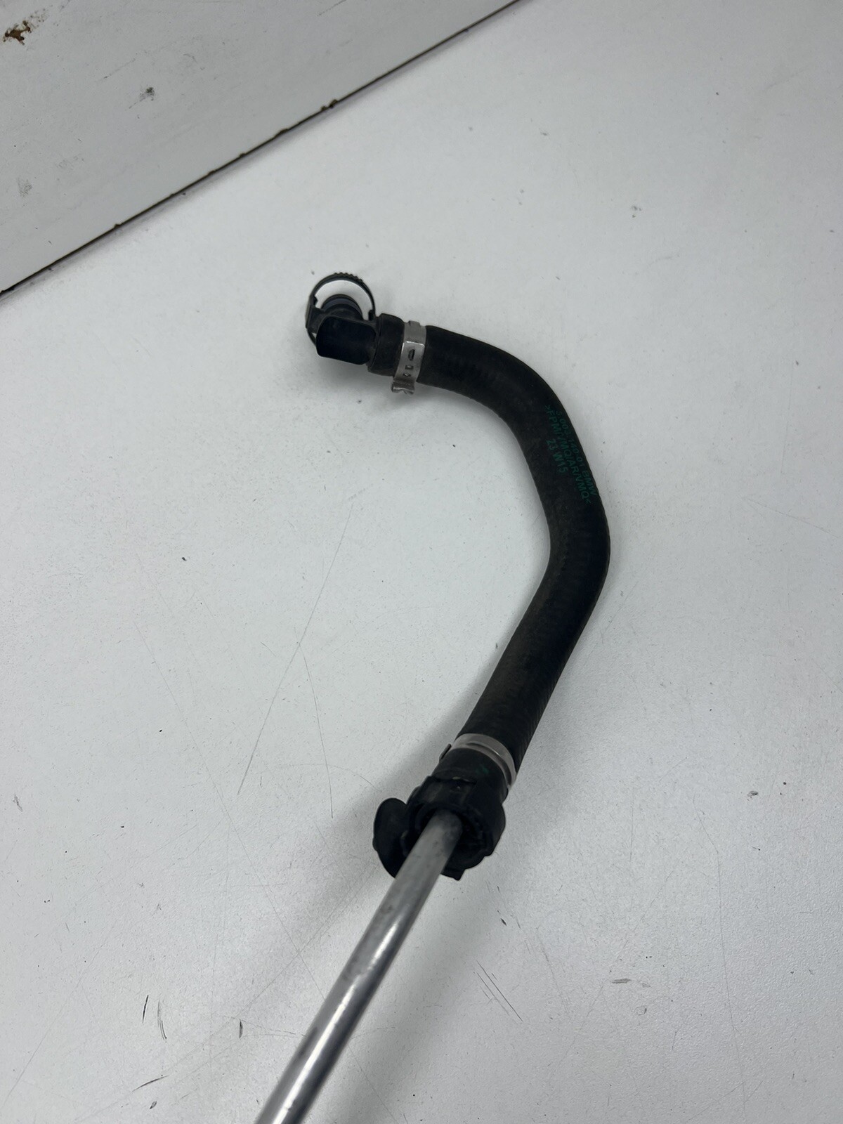 20082014 BMW X5 X6 E70 E71 4.4L GENUINE BRAKE BOOSTER VACUUM HOSE TUBE