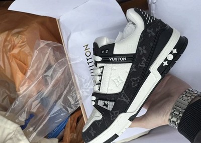 Louis Vuitton Herren Trainer