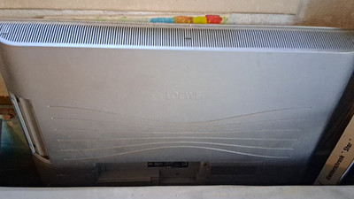 LOEWE Xelos A 37 FHD 37 Zoll LCD TV Full HD 1080p Silber HDMI USB L2710