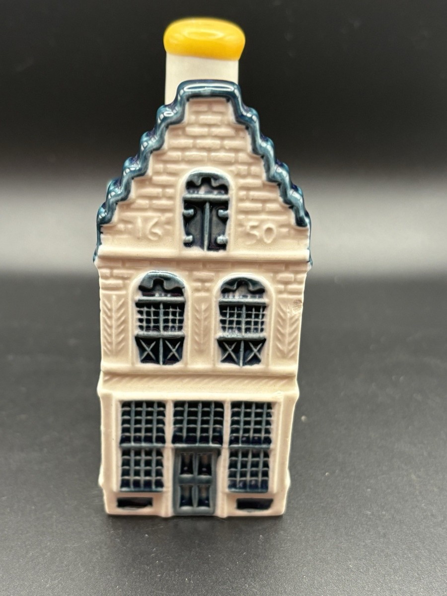 KLM Delft Blue Mini House #15 BOLS Collectible -address Voorstraat