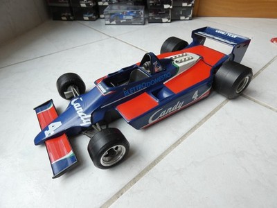 Tyrrell 009 Jean Pierre Jarier #4 1979 1:14 Bburago F1 Formel 1