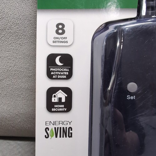 Prime Light Sensing Digital Countdown Timer (81535) Indoor/Outdoor- New in box - Picture 3 of 6