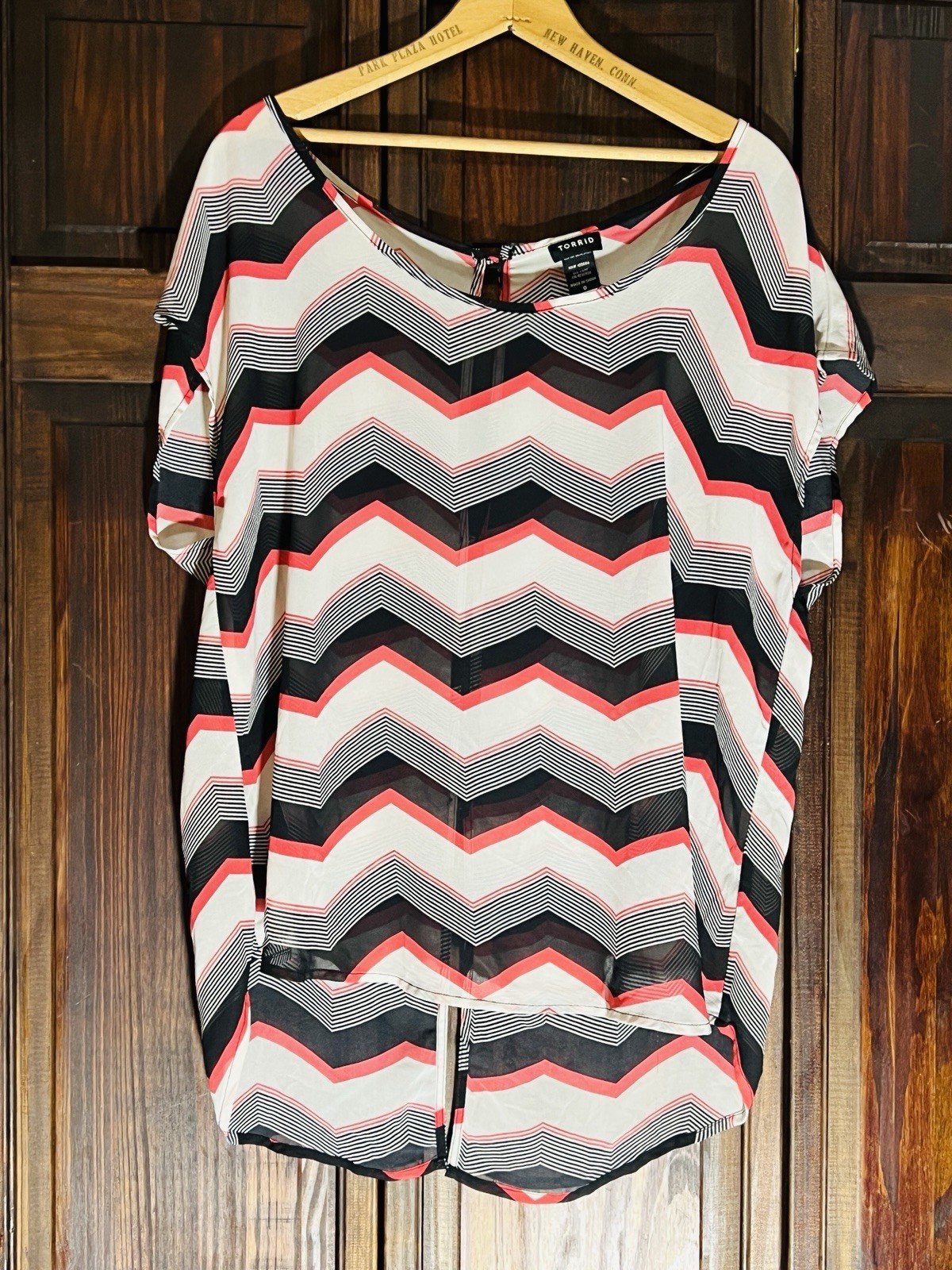 TORRID Sheer Blouse Chevron Pattern Button Back W… - image 1