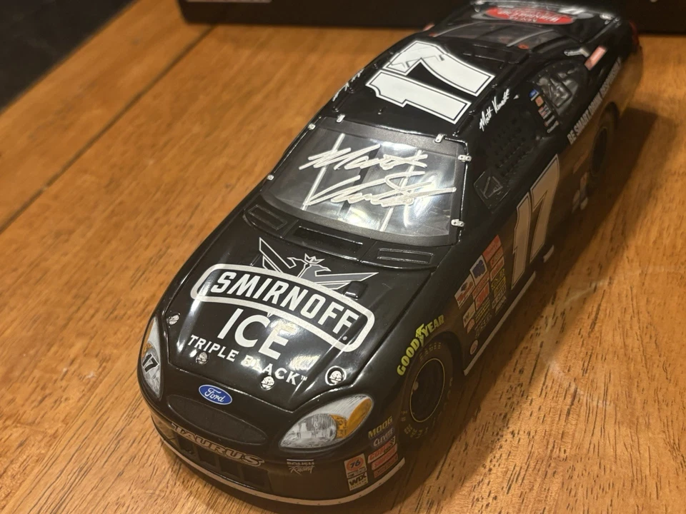 MATT KENSETH. 2003 SMIRNOFF ICE TRIPLE BLACK FORD TAURUS. AUTOGRAPHED 1:24 - Image 3 of 4