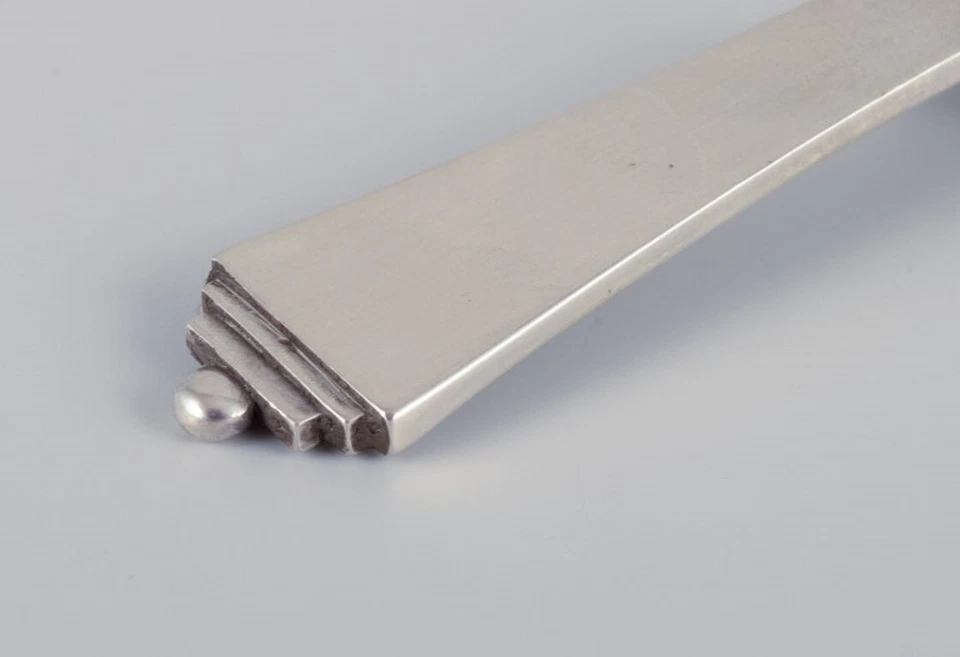 Georg Jensen Pyramid compote spoon in sterling silver. 1915-1932 hallmark. - Image 4 of 4