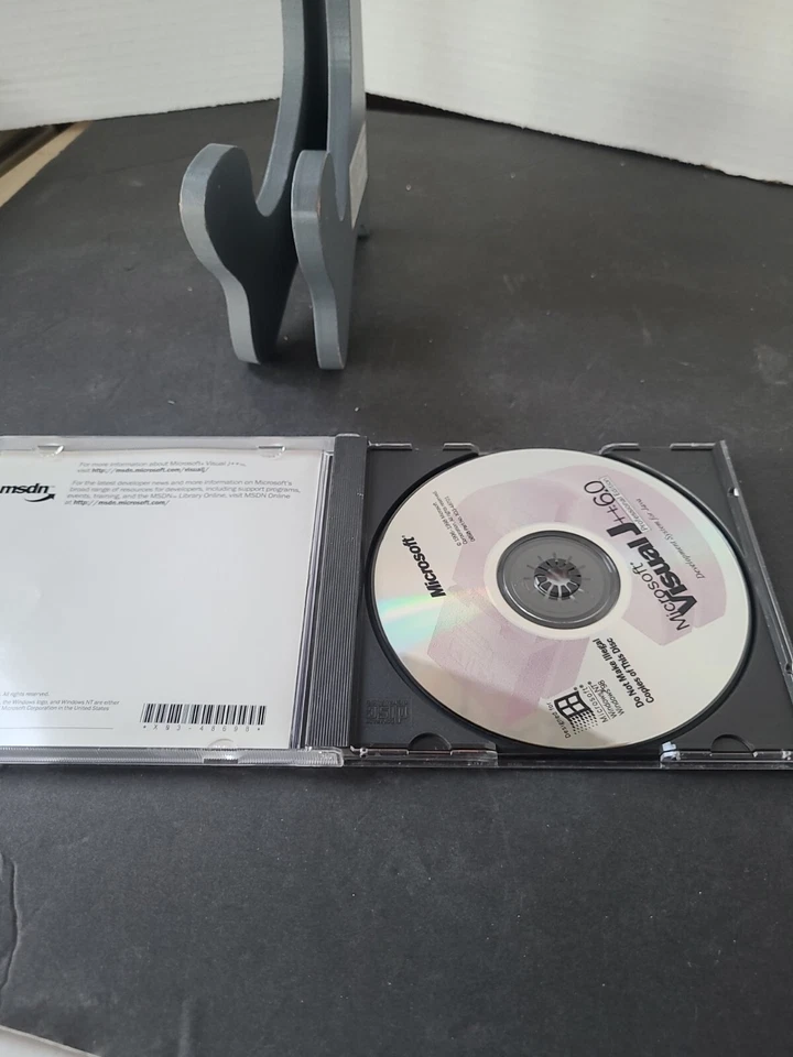 Microsoft Visual J++ 6.0 Original CD-ROM with Access Code CD-Key - Image 3 of 3