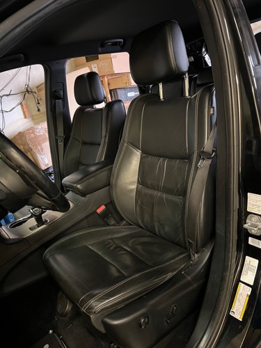Jeep Grand Cherokee IV WK2 Leder Ausstattung Sitz vorne Links Rechts Rücksitzban