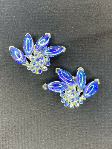 Blue Poured AB Glass Clip Earrings Marquis Spray Princess Cut Rhinestones VTG - Picture 2 of 6