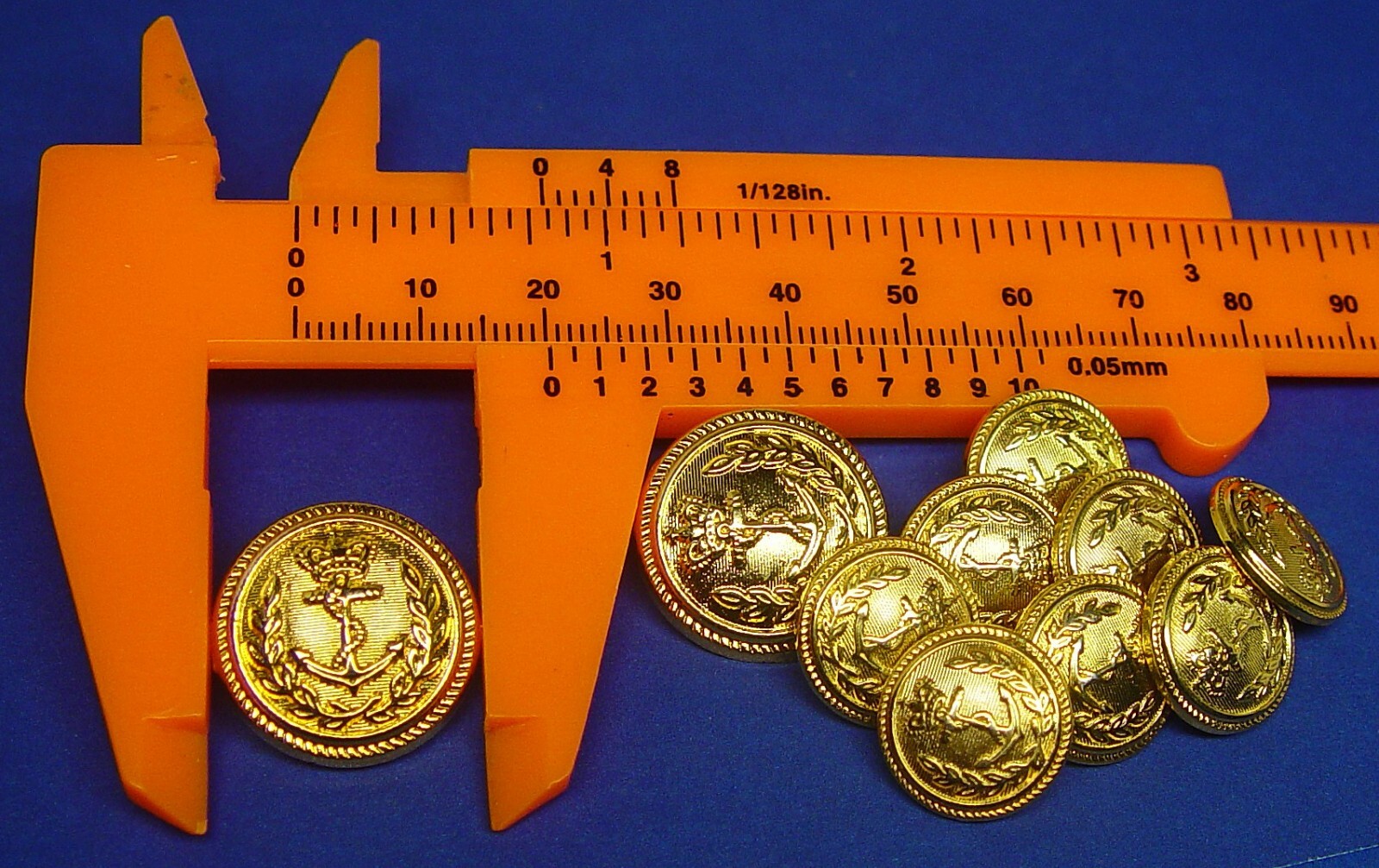 LANDS END REPLACEMENT BUTTONS 10 GOLD TONE SOLID METAL BUTTONS GOOD USED COND.