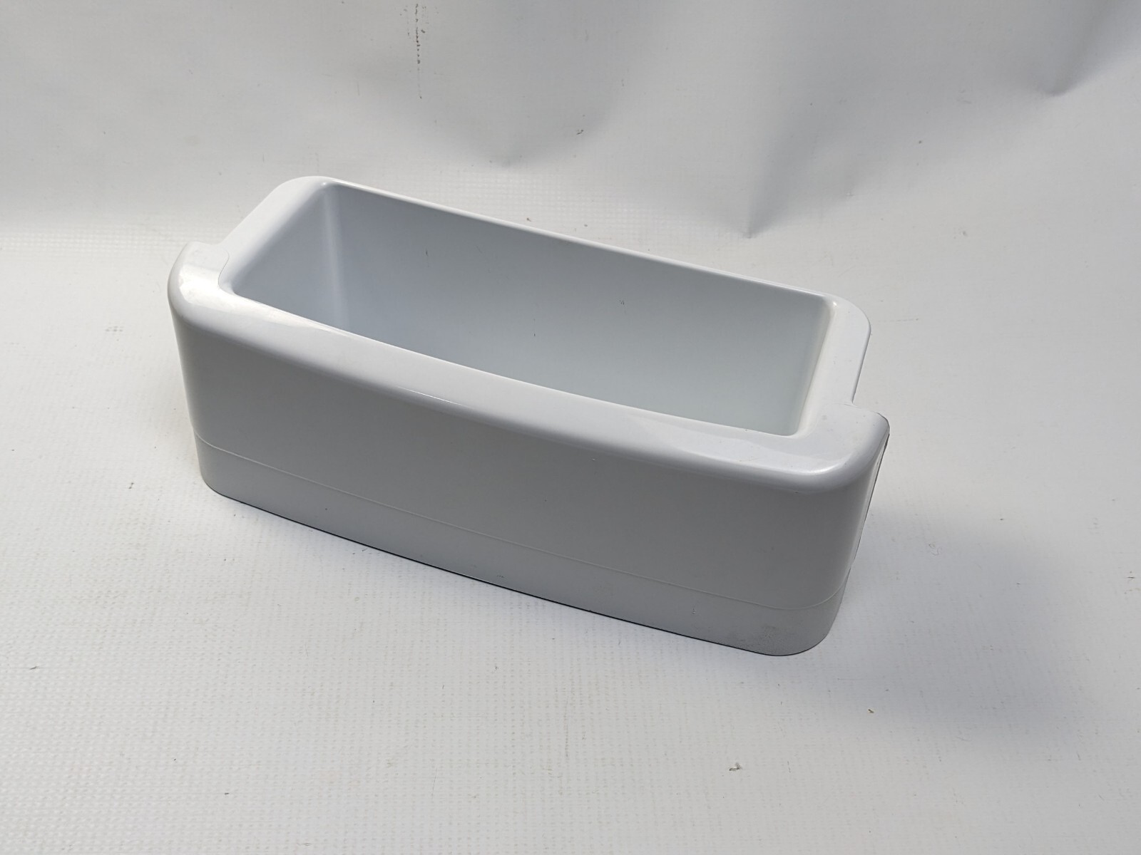 GE Side by Side Refrigerator FREEZER Door Shelf Bin 200D4635 replacement part