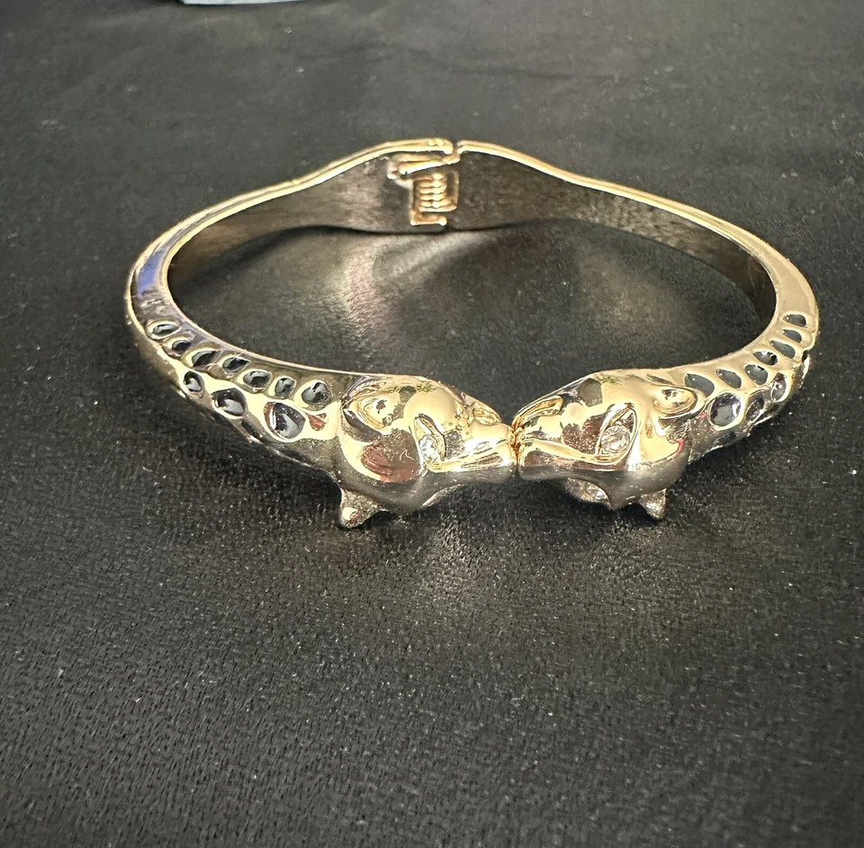 Pulseira Banana Republic chita/ouro esmalte preto  - Imagem 4 de 4