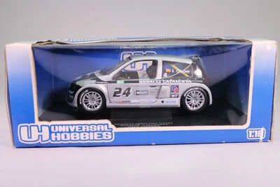 LE144 UNIVERSAL HOBBIES 4506 Voiture 1/18 Renault Clio sport trophy catalunya 24 - Photo 1/4