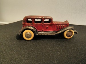 1930's AC Williams Cast Iron Take-a-part Car Sedan
