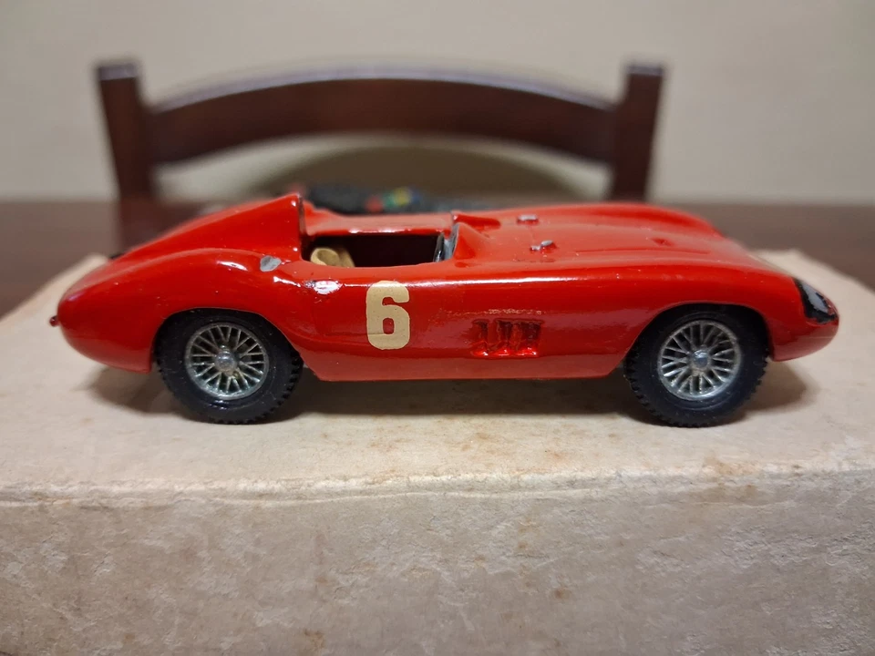 JOHN DAY MASERATI 300S SCALA 1/43 - Immagine 3 di 4