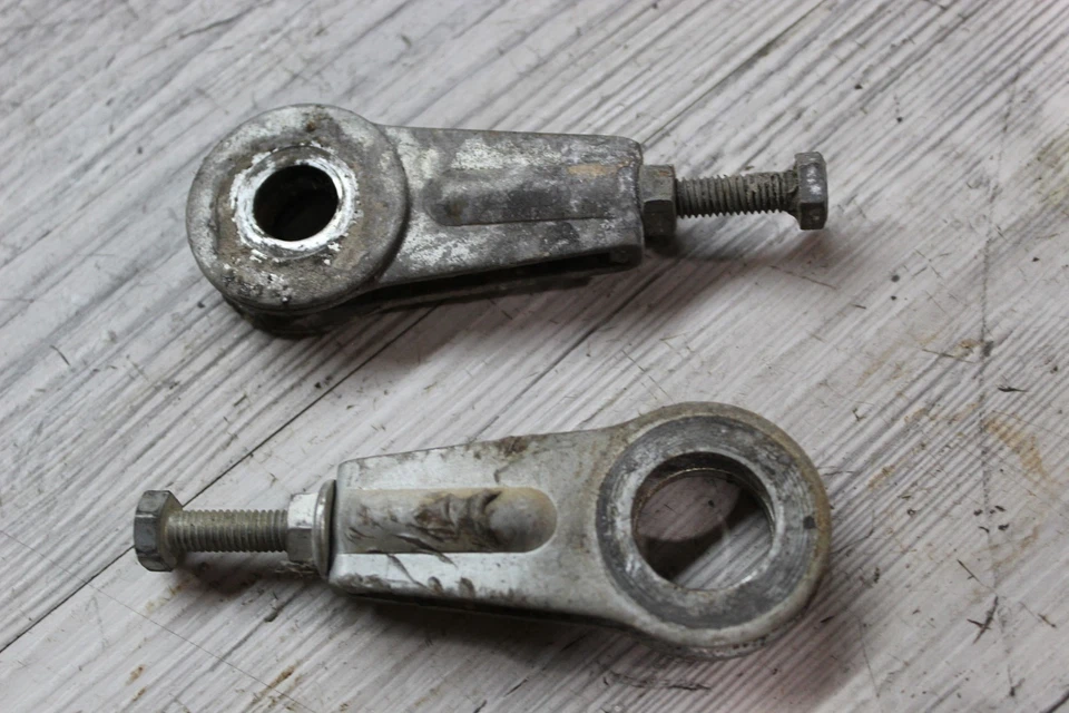 Suportes de ajuste de tensor de corrente braço oscilante Yamaha Rt100 1997  - Imagem 3 de 4