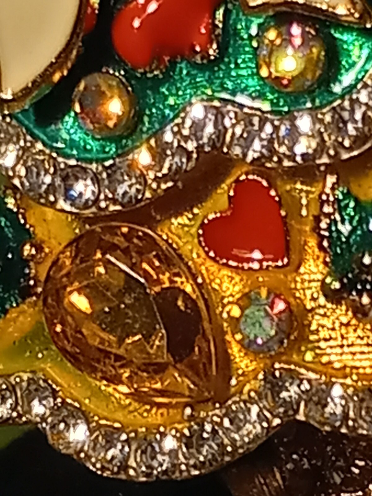 Picture 7 of 24