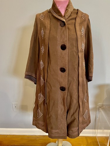 Antique Edwardian Brown Wool and Velvet Winter Coat Soutache / Passementerie - Picture 2 of 11