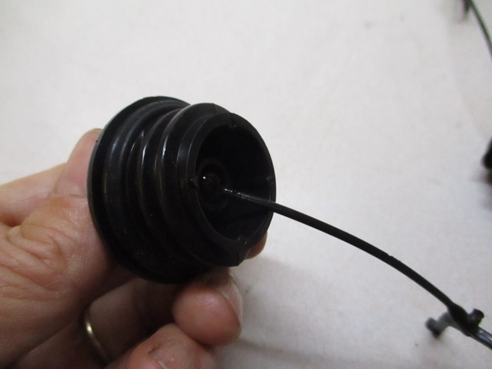 OEM POULAN PRO 330 CHAINSAW Gas & Oil Caps eBay