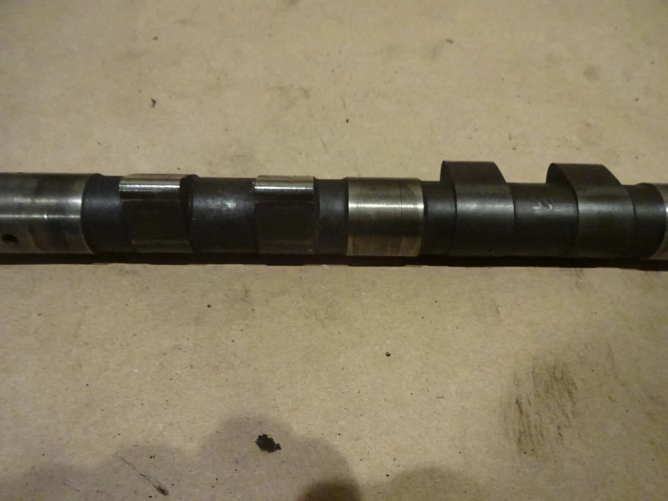 Árbol de levas de escape izquierdo Ferrari Mondial t, 348 - P/N 139338 Foto 3 de 4