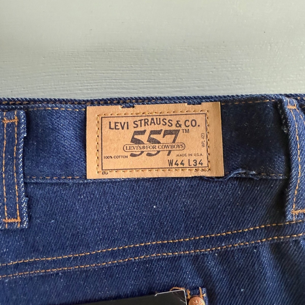 Vintage Levi's 557 Straight Leg Denim Jeans w/ Tag Sz 44 x 34 NOS