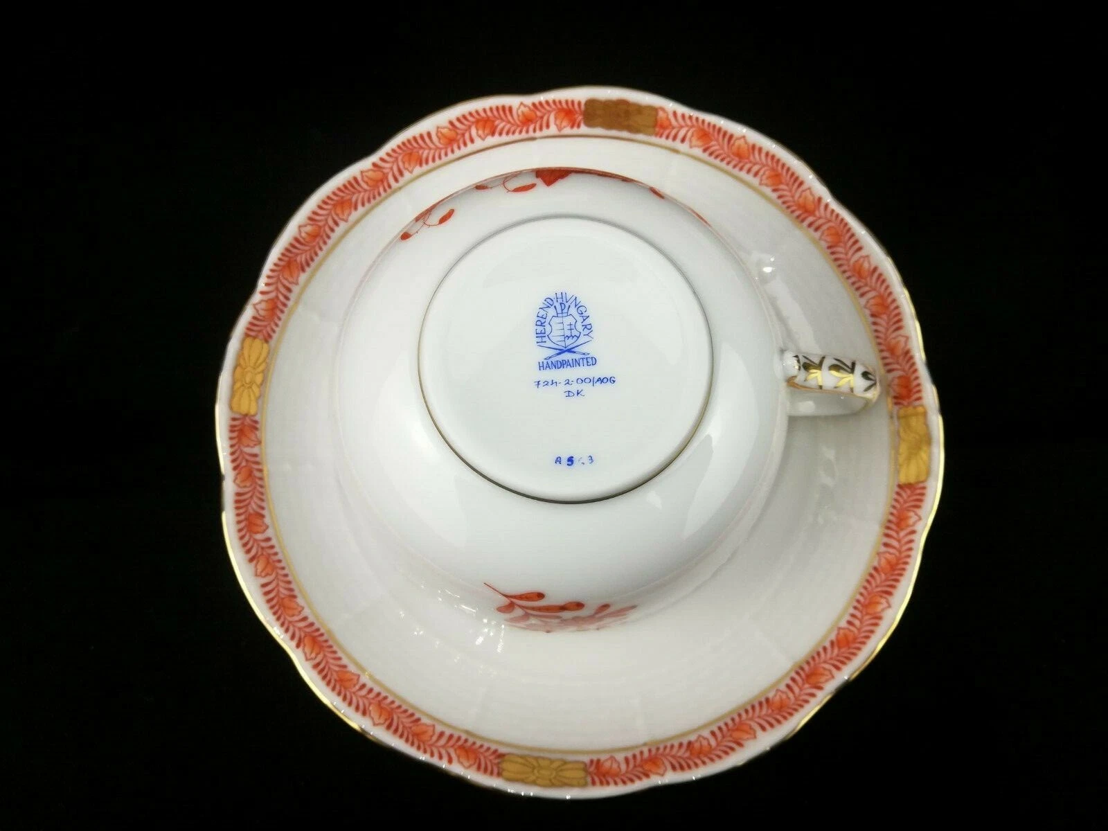 Herend Chinese Bouquet Tea Cups with Saucers - Thumbnail 3