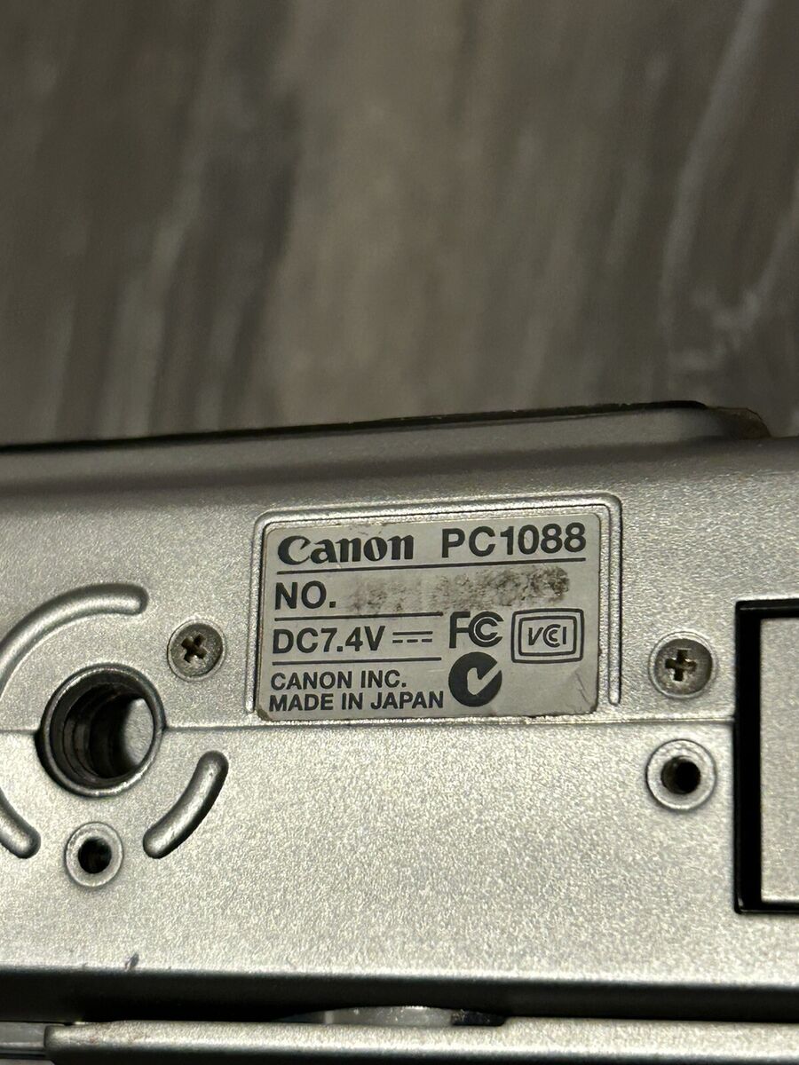 Canon PowerShot S60 5.0MP Digital Camera - Silver for sale Canon PowerShot S60 5.0MP Digital Camera - Silver for sale