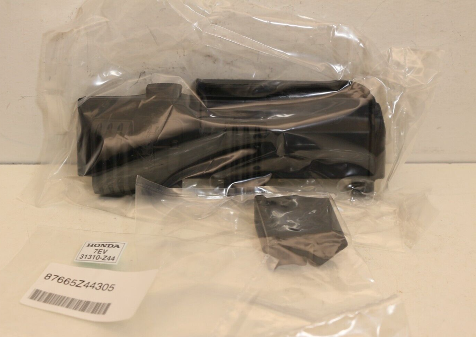 Jenuin Ones Genuine Honda Kit Cover 06321-Z44-A30 New in Sealed Box one opened for ...