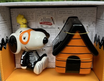 Snoopy Skeleton Woodstock Halloween Dog House Ceramic Salt