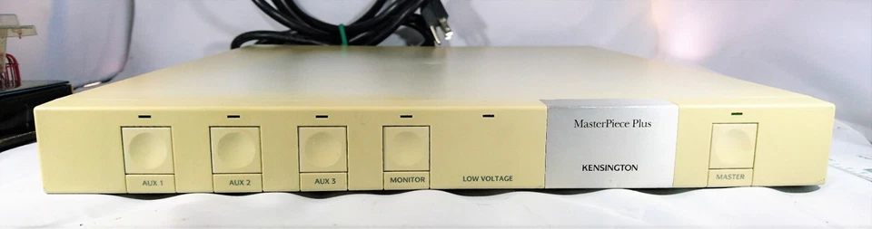 复古 Kensington MasterPiece Plus #62104 浪涌电压保护器 — 第 3/4 张图片