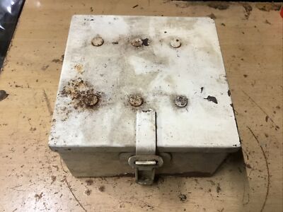 Sherman Tank Box, Stowage, Spare Batteries And Lamp, Assy. | eBay