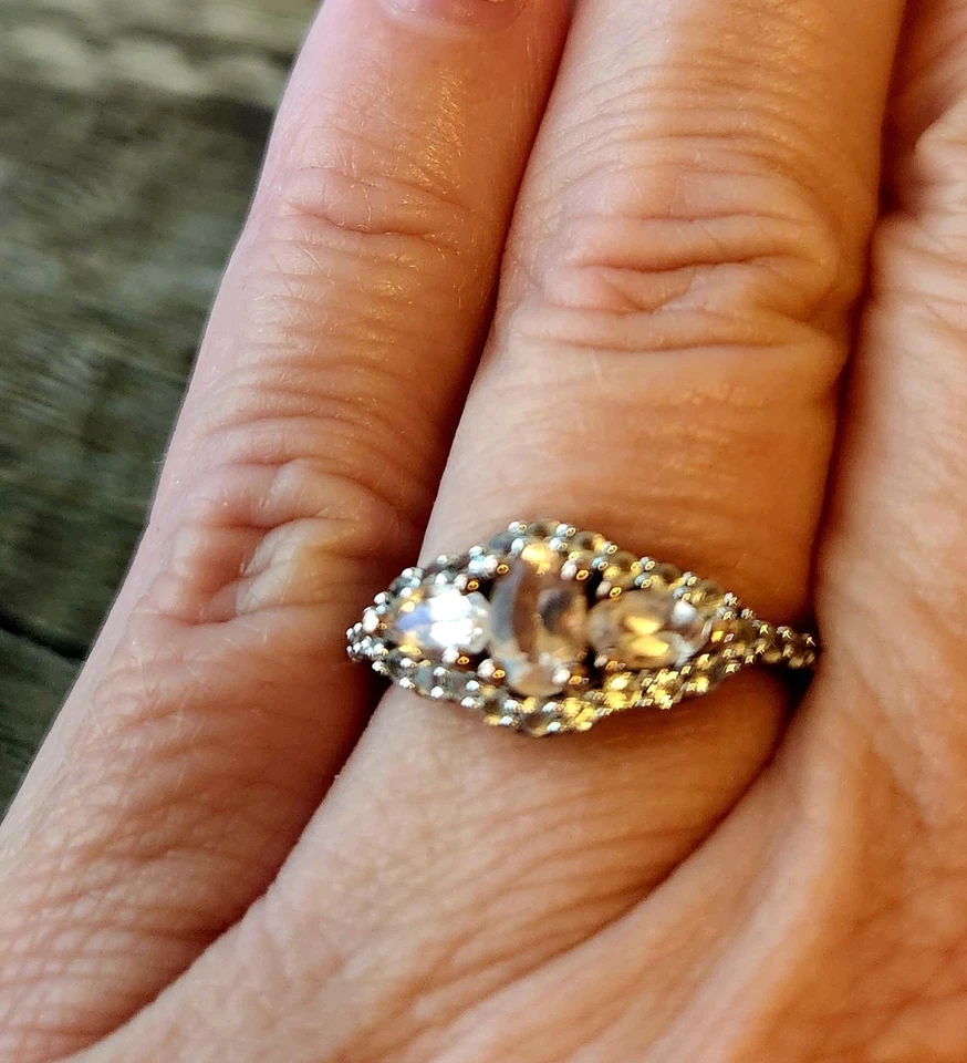 Stunning Pink Morganite And White Topaz Ring - Image 2 of 2