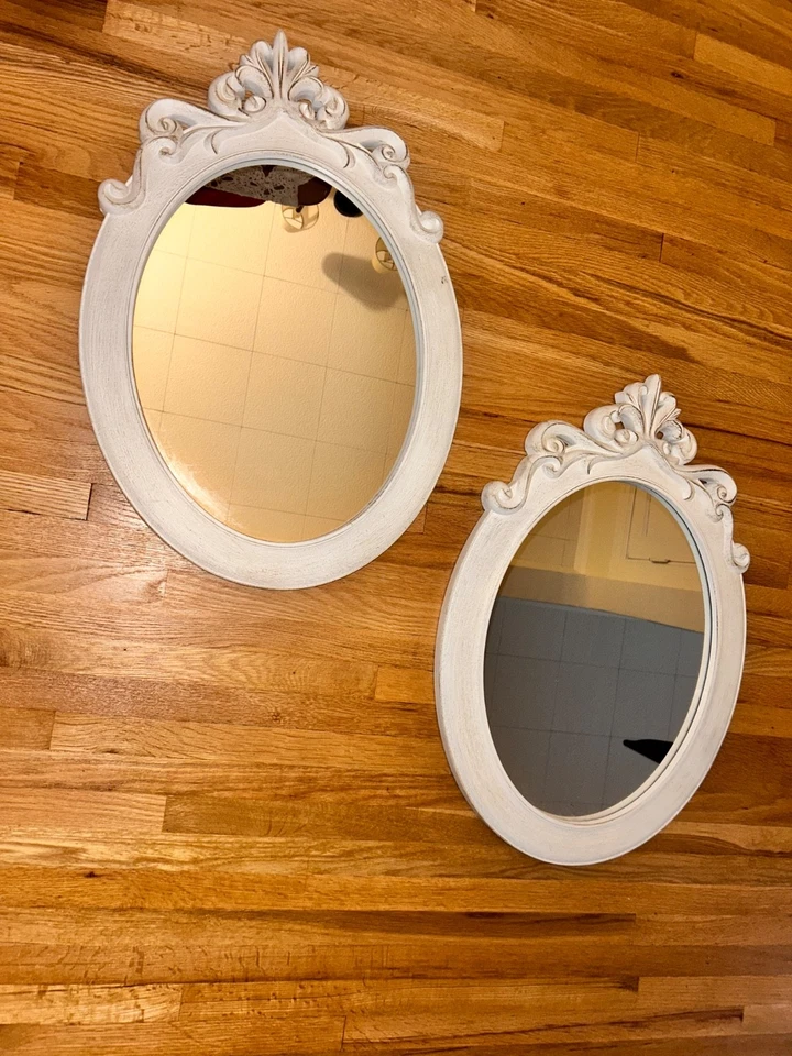 Vintage Rococo Oval Wood Wall Mirror 22” X 16” Decorative Ornate Hanging White - Image 4 of 4