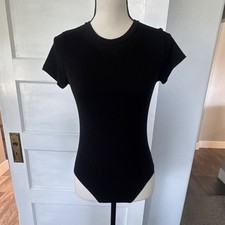 Women s Black Short Sleeve Solid Bodysuit One Piece, XS Opaque Wireless