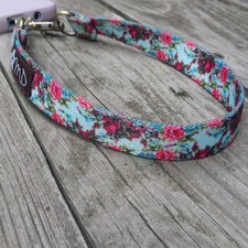 Rose Garden Phone Wrist Strap / Phone Wristlet / Phone Lanyard / Made in Japan