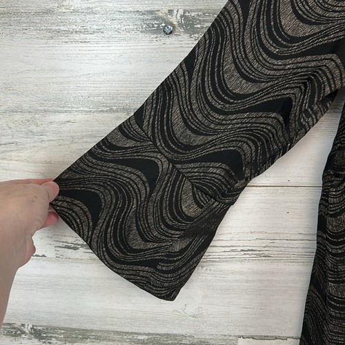 Chaqueta Ali Miles negra y dorada Waves Top arte para usar botón para mujer talla grande - Imagen 3 de 10