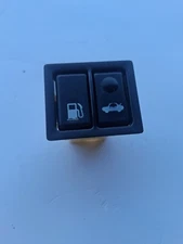 2002 - 2005 Lexus ES300 ES330 Fuel Gas Door Trunk Lid Release Switch 