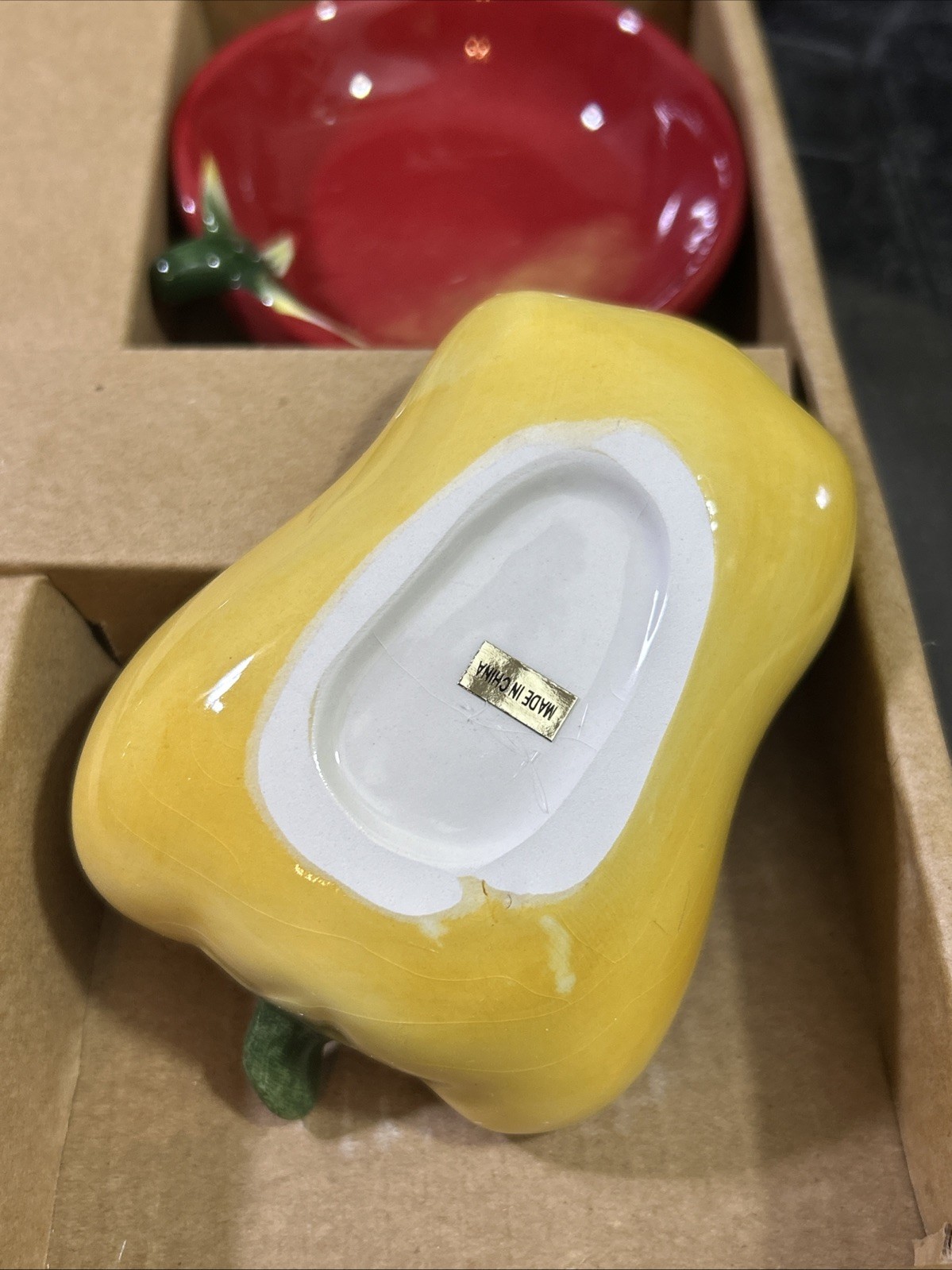 NEW in BOX Harry & David 4 Pc Dipping Bowl Set "Out of the Woods of Oregon"