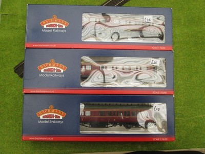 BACHMANN 34-251C + 2X 34-252C LMS CORRIDOR COACHES WEINROTE LACKIERUNG VERPACKT SPUR 00